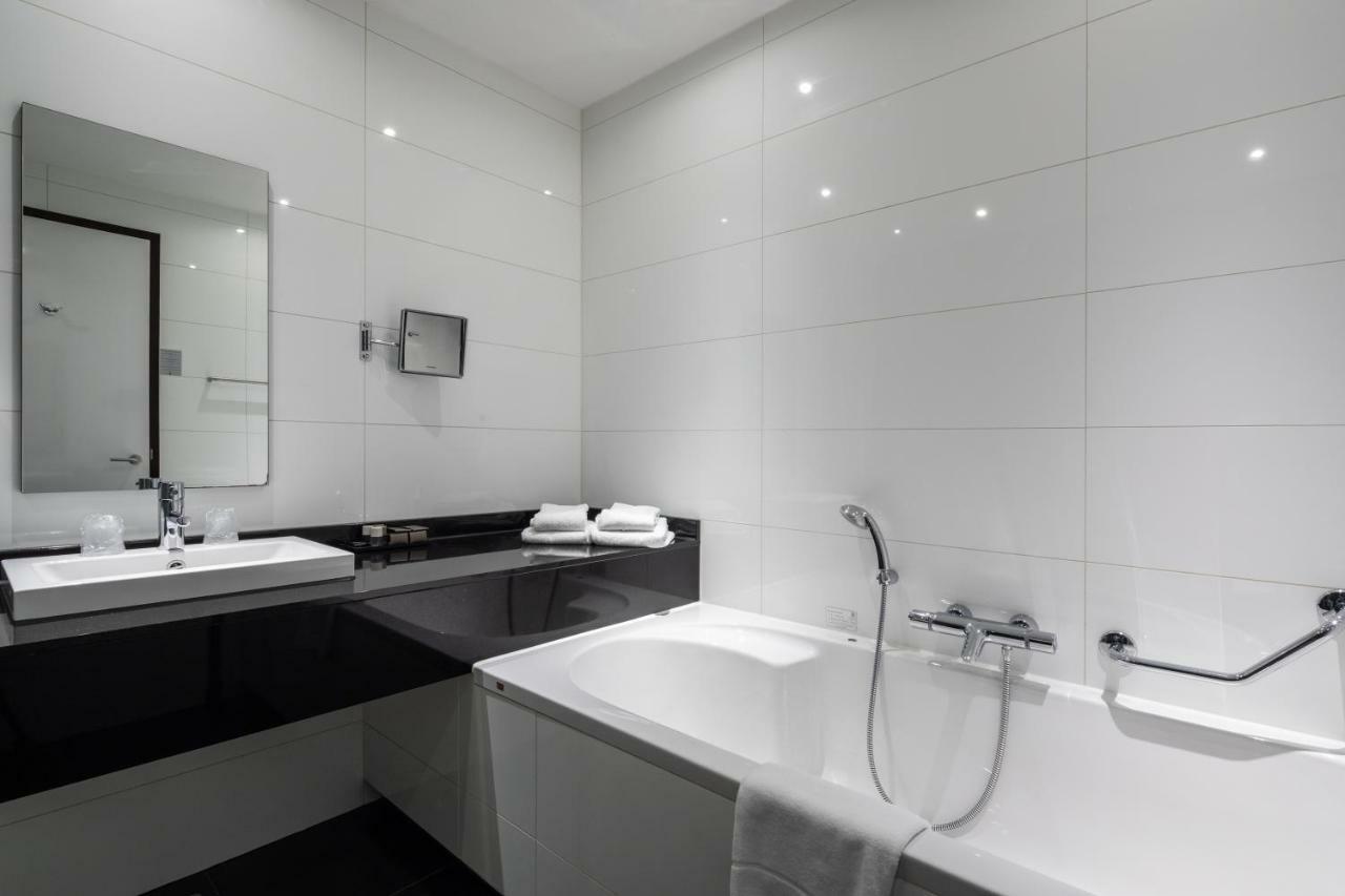 Hotel Duiven Bij Arnhem A12 מראה חיצוני תמונה